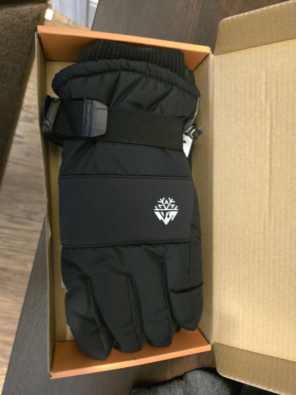 Men's Black Insulated Winter Gloves with Touchscreen Fingertips